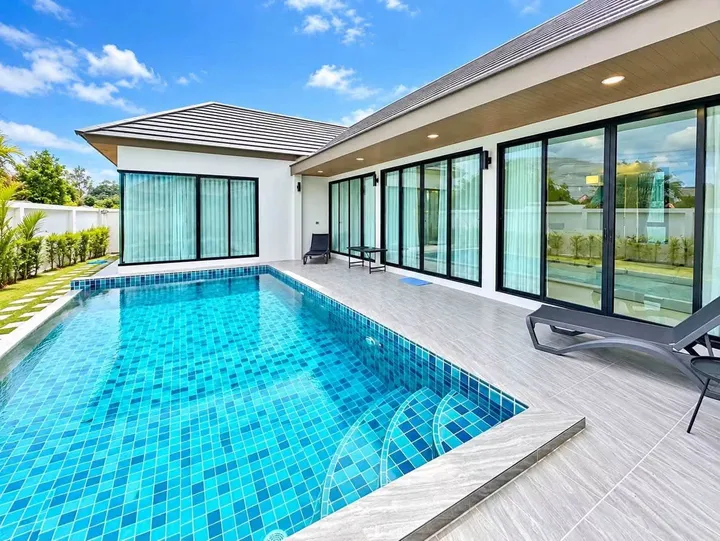 4 Bedroom Villa for rent in Huai Yai