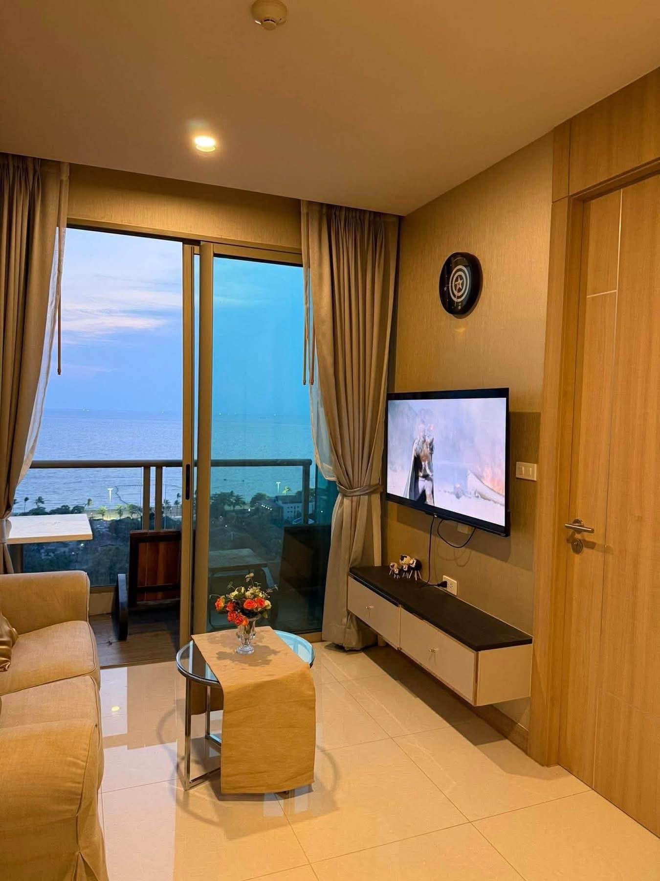 1 Bedroom Condo for rent at The Riviera Jomtien