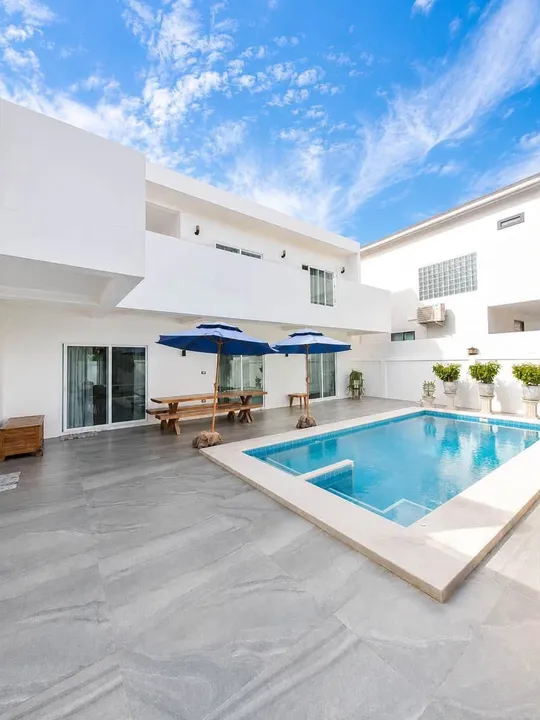 5 Bedroom Villa for sale in Huai Yai