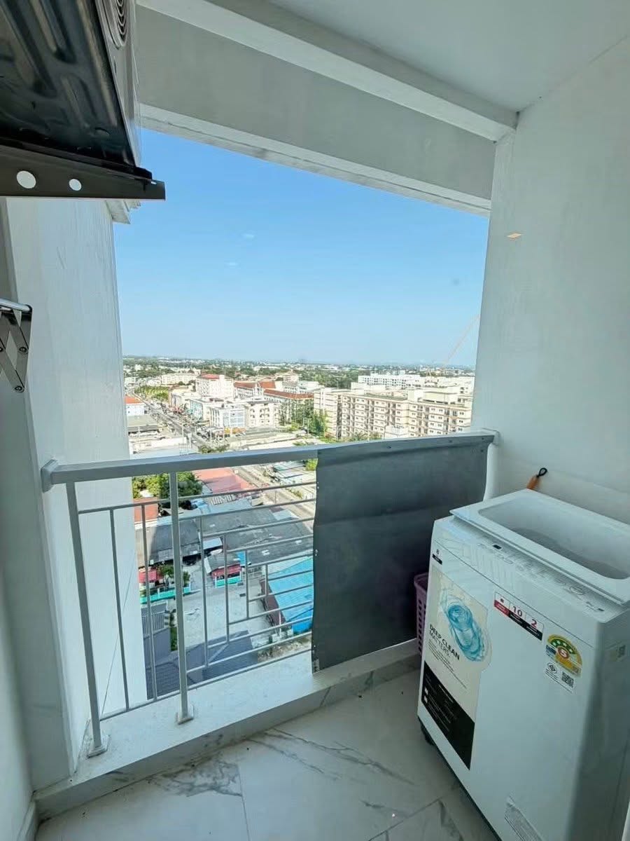 Studio for rent at The Empire Tower
