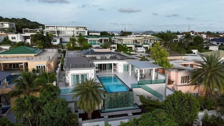 4 Bedroom Villa for sale at Siam Royal View