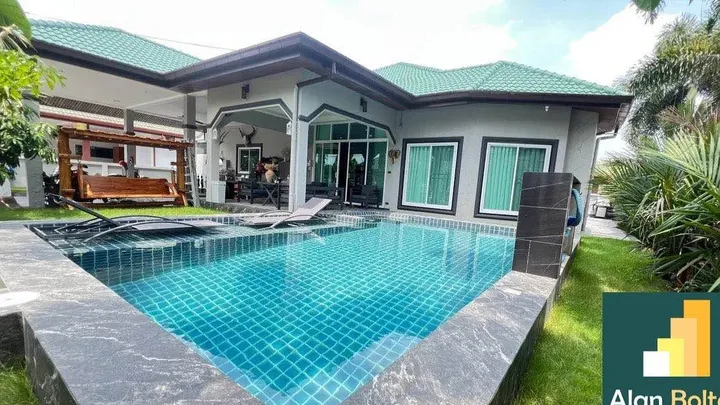 3 Bedroom House for sale in Mabprachan