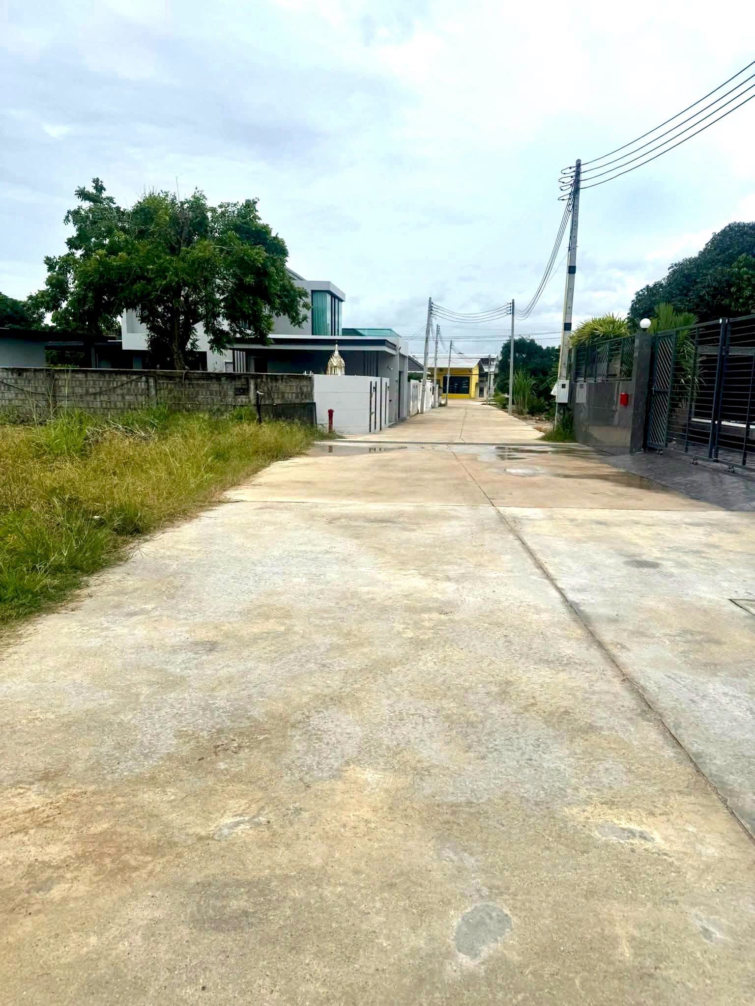 Land for sale in Huai Yai