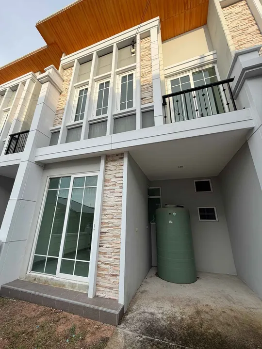 4 Bedroom Townhouse for sale in Khao Talo