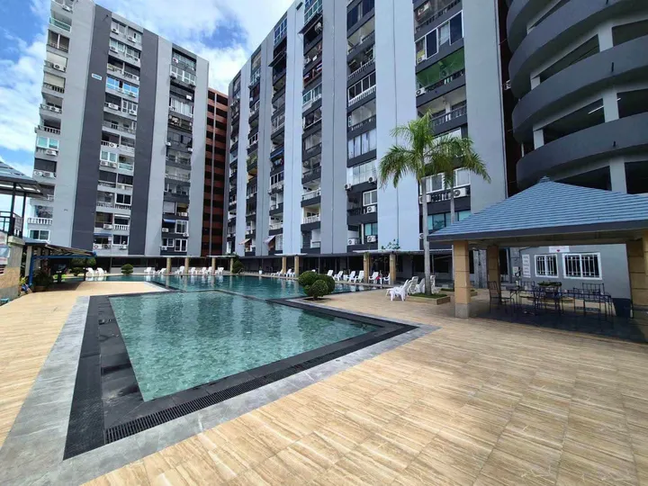 1 Bedroom Condo for rent at 9 Karat