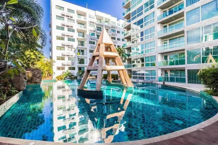 Studio for sale at Club Royal