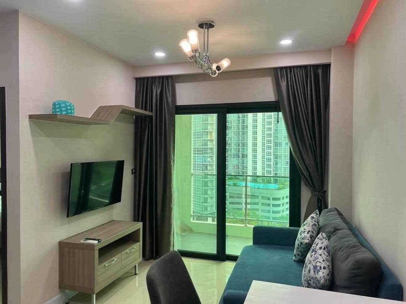 1 Bedroom Apartment for rent at Dusit Grand Condo View