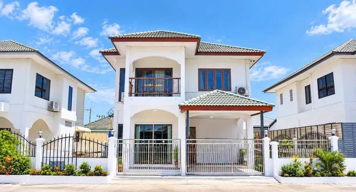 4 Bedroom House for rent at Chat Kaew Village