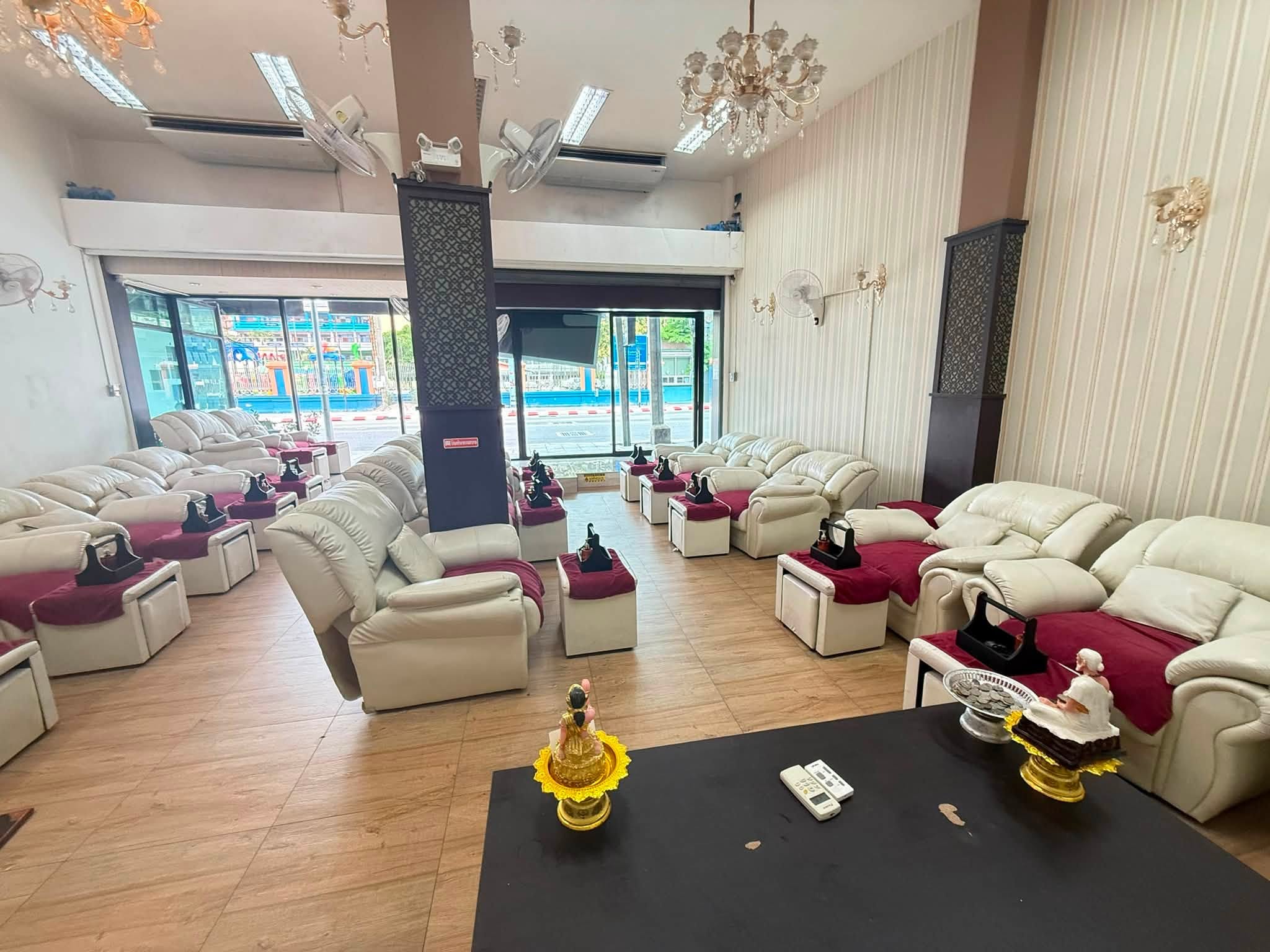 Commercial for sale in Walking Street