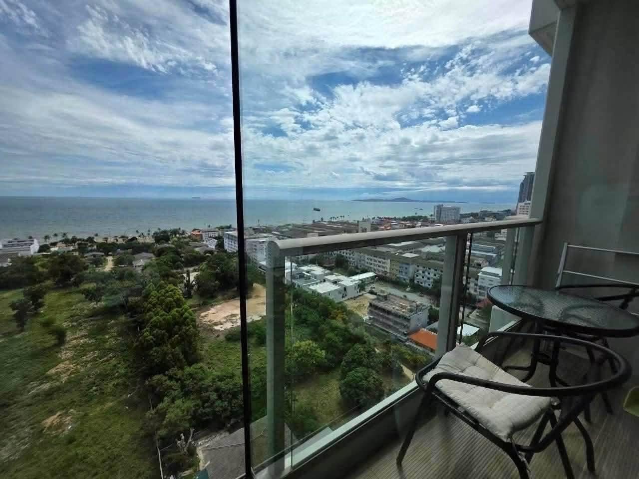 1 Bedroom Condo for rent at The Riviera Jomtien