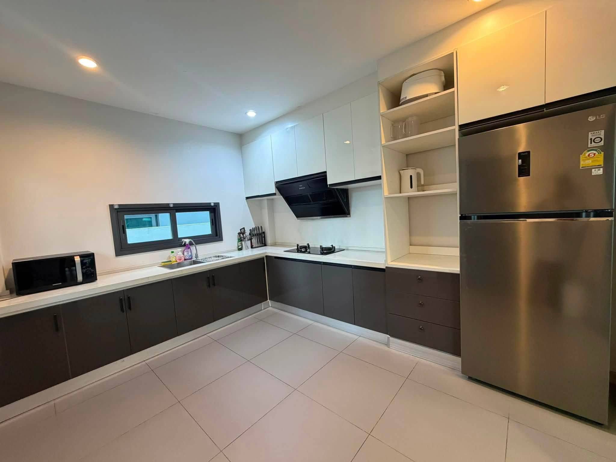 3 Bedroom House for rent at Patta Define