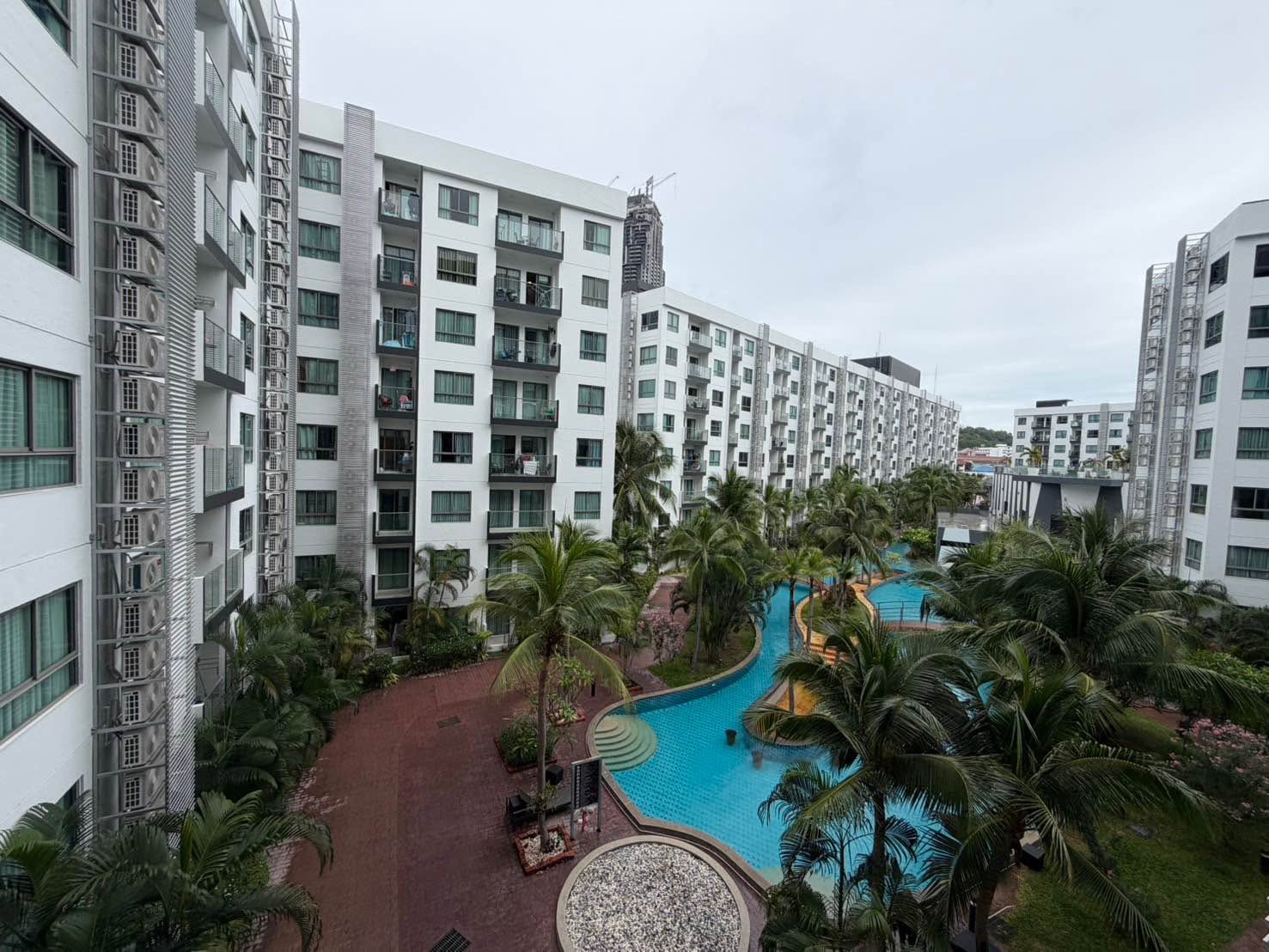 1 Bedroom Condo for rent at Arcadia Beach Resort