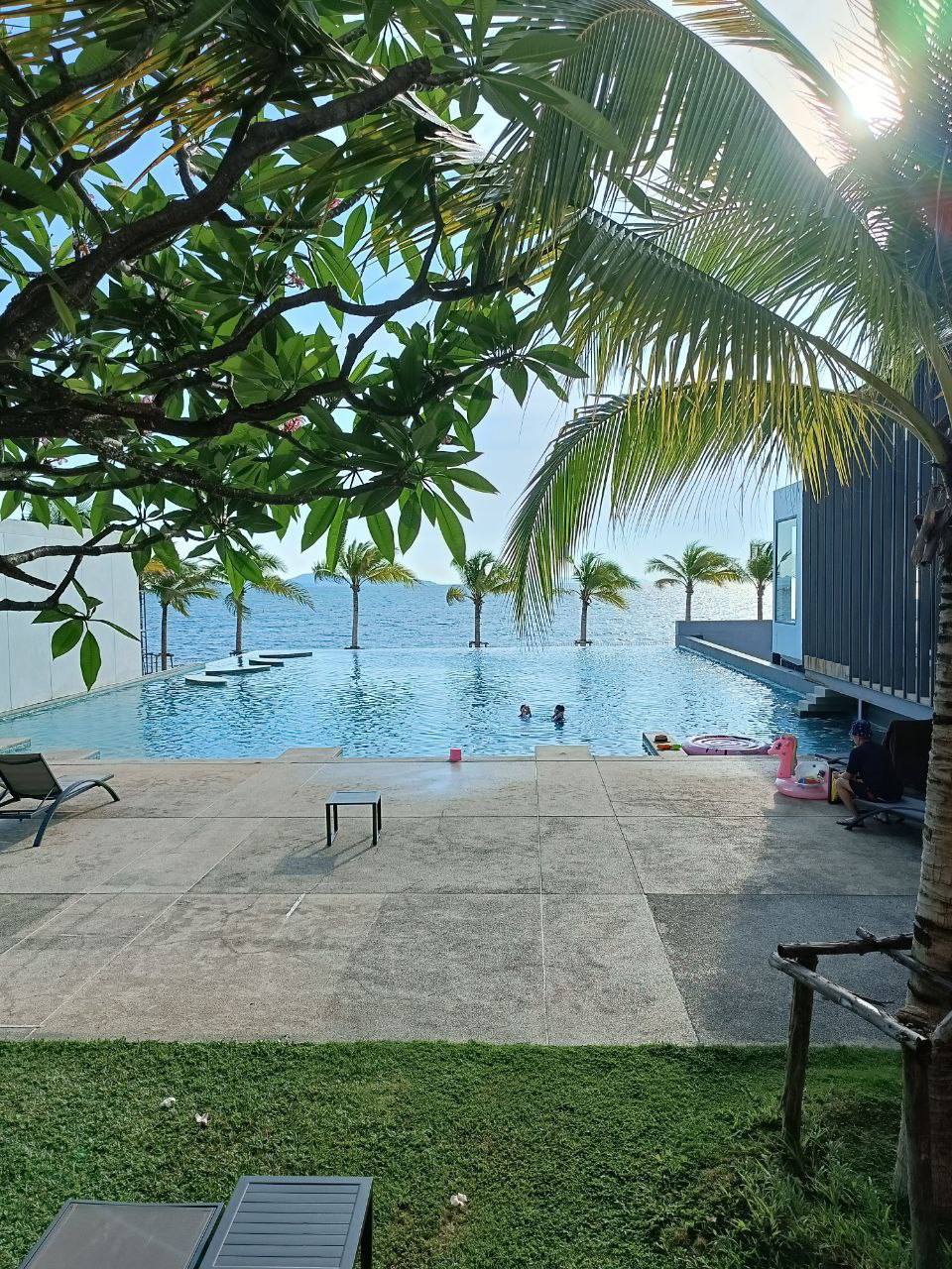 3 Bedroom Condo for sale at Ananya Beachfront Condominium