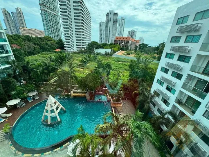 3 Bedroom Condo for sale at Club Royal