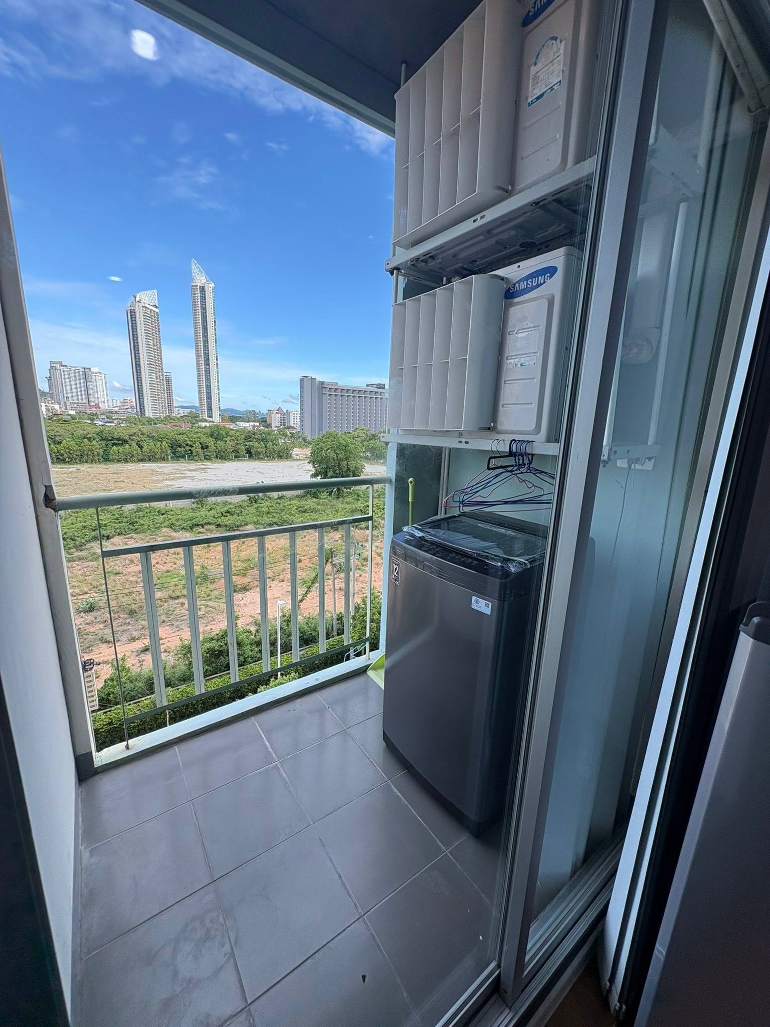 Condo for sale at Lumpini Seaview