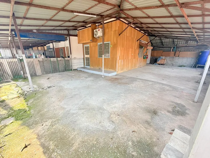 Listing photo