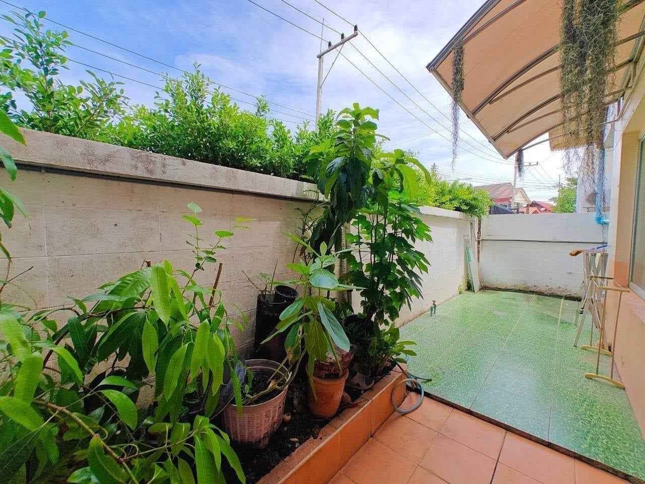 3 Bedroom House for sale in Pratumnak