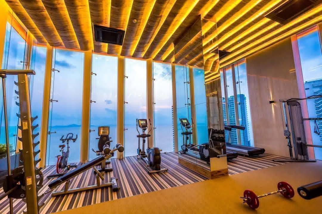 2 Bedroom Condo for rent at Riviera Wongamat
