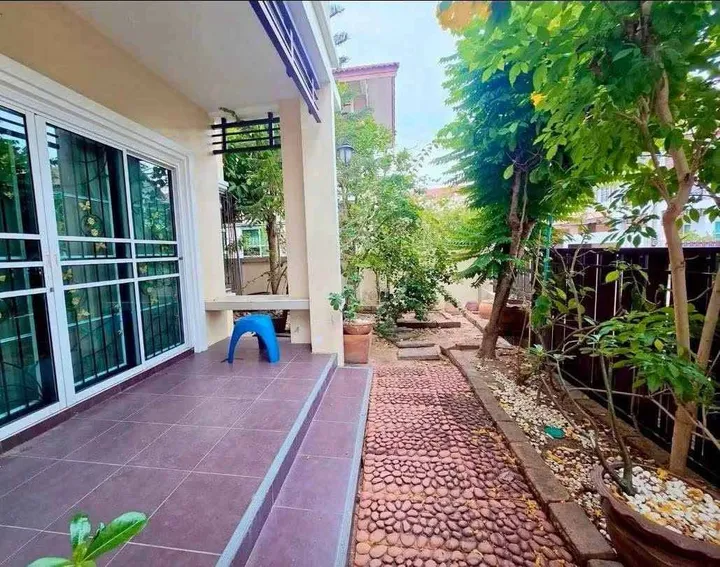 3 Bedroom House for rent at Sirisa 16 Village