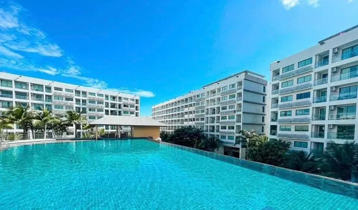 1 Bedroom Condo for sale at Laguna Beach Resort 3