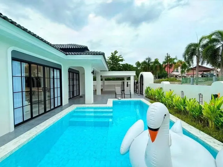 3 Bedroom Villa for sale in Siam Country Club
