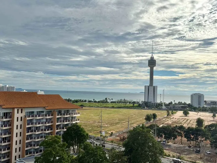 1 Bedroom Condo for rent at Treetops