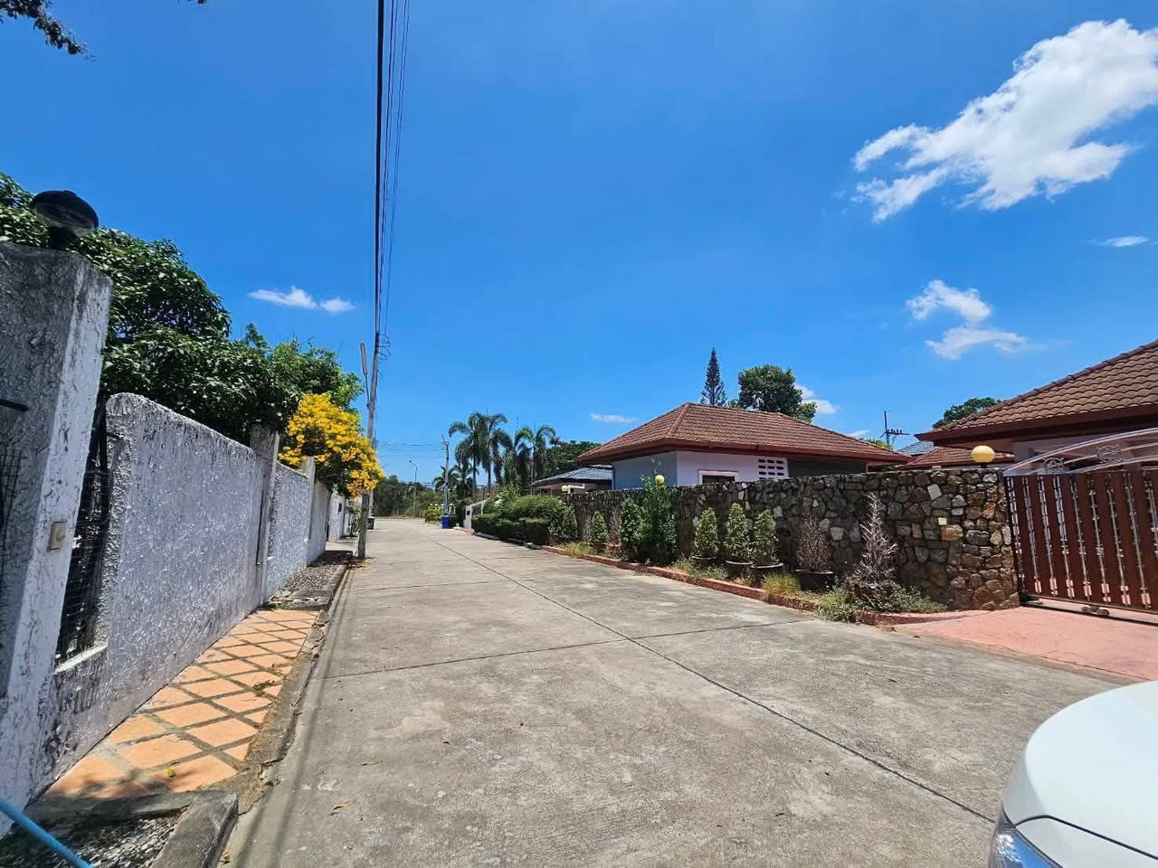 Land for sale in Mabprachan