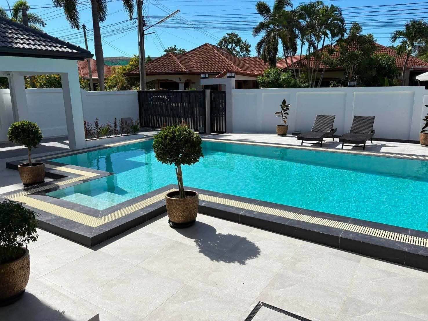 4 Bedroom Villa for sale in Mabprachan