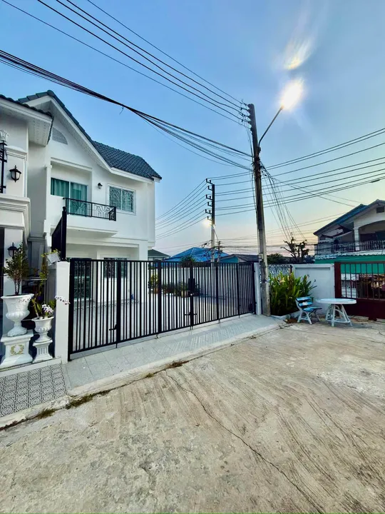 2 Bedroom Townhouse for rent in North Pattaya