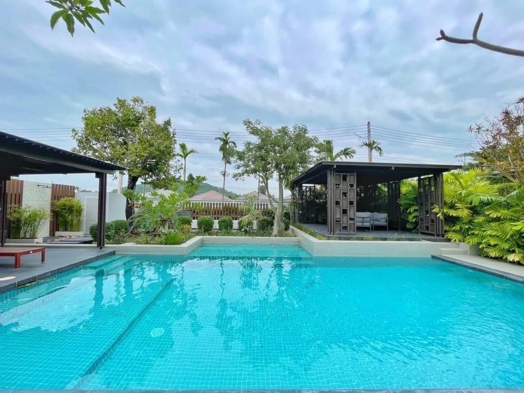 3 Bedroom Villa for sale at Panalee Banna