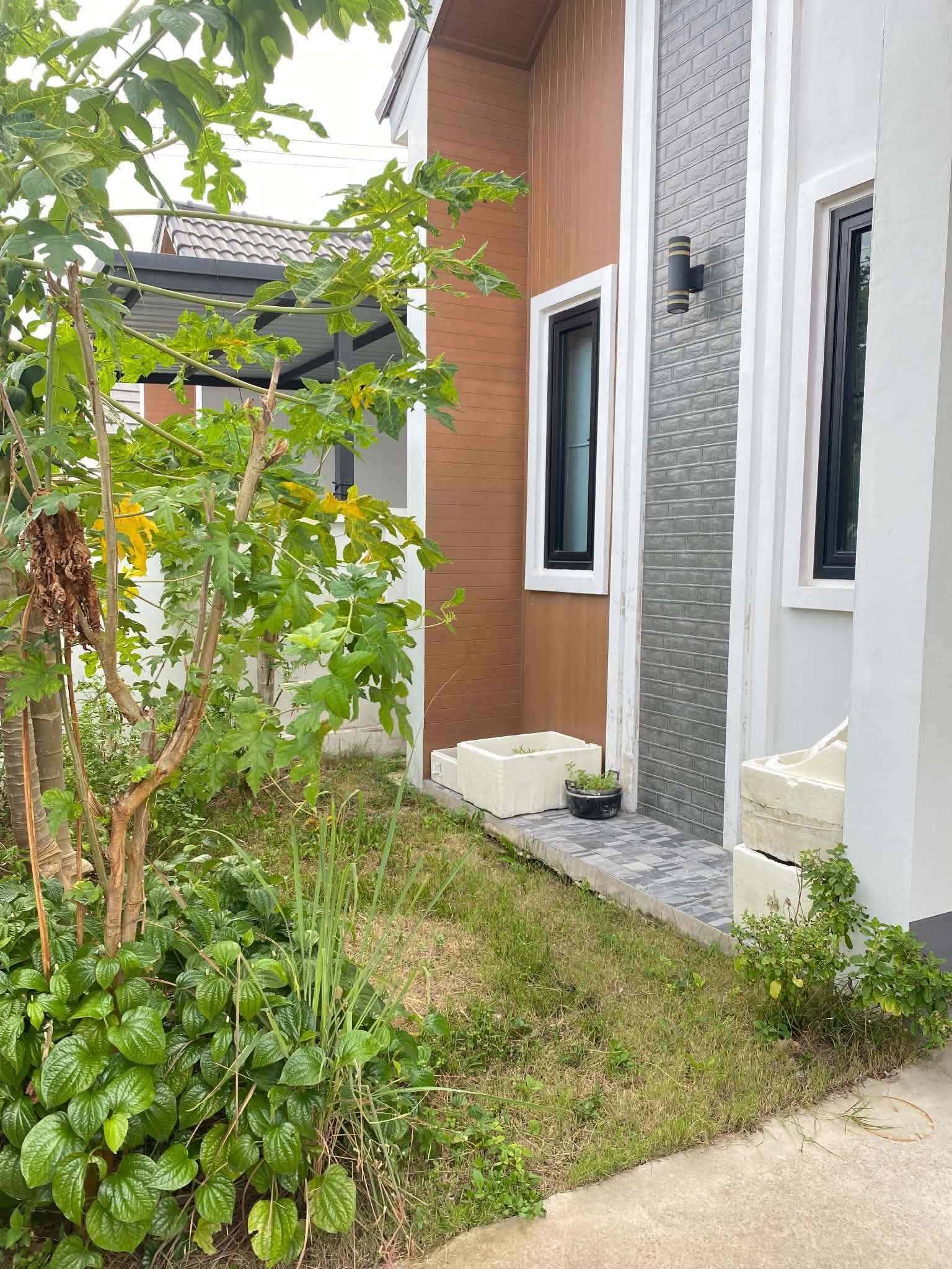 3 Bedroom House for rent at Thep Nimit Village