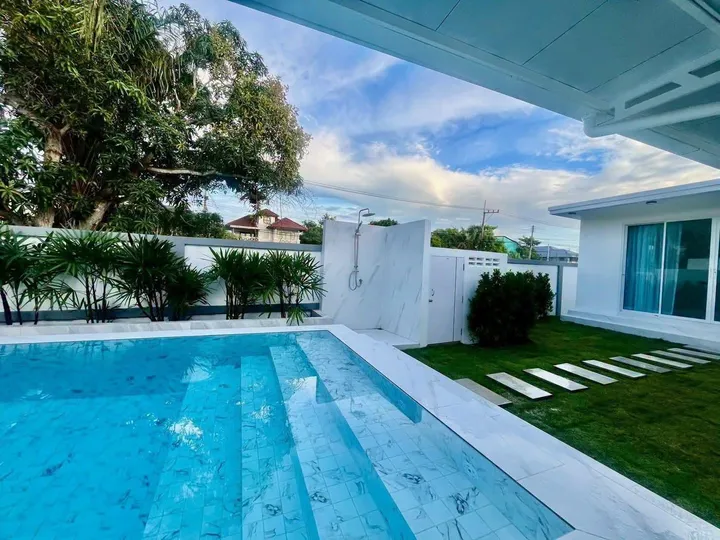 Photo from a listing at Siam Country Club