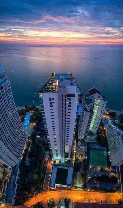1 Bedroom Condo for sale at Wongamat Tower