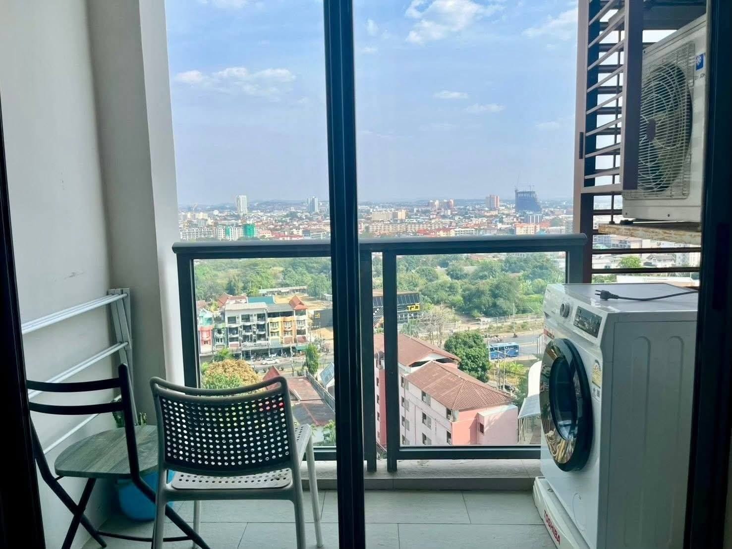 1 Bedroom Condo for rent at Unixx