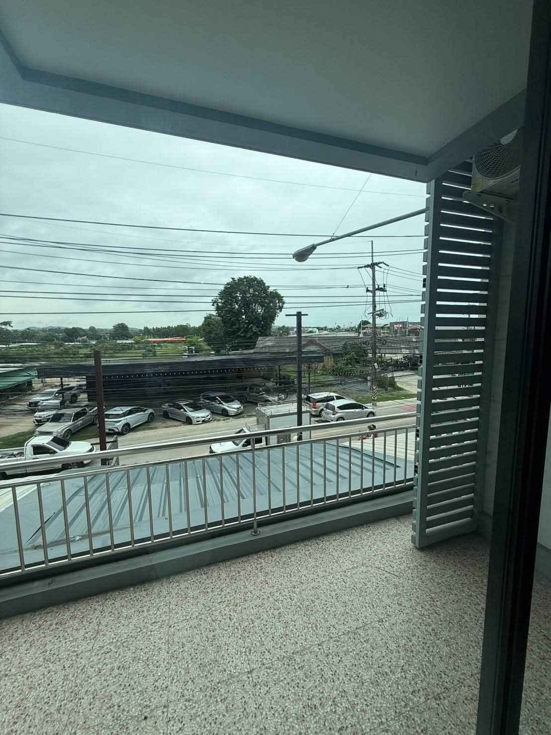 Commercial for sale in Pornprapanimit