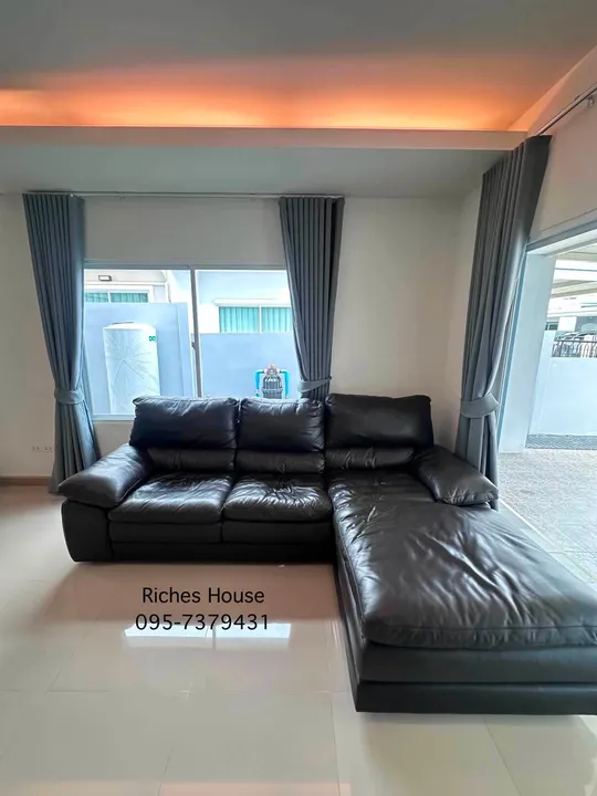 Photo from a listing at Life in the Garden