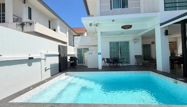 Photo from a listing at Central Park Village