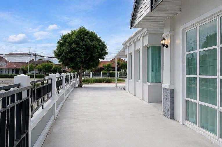 3 Bedroom House for sale in Na Kluea