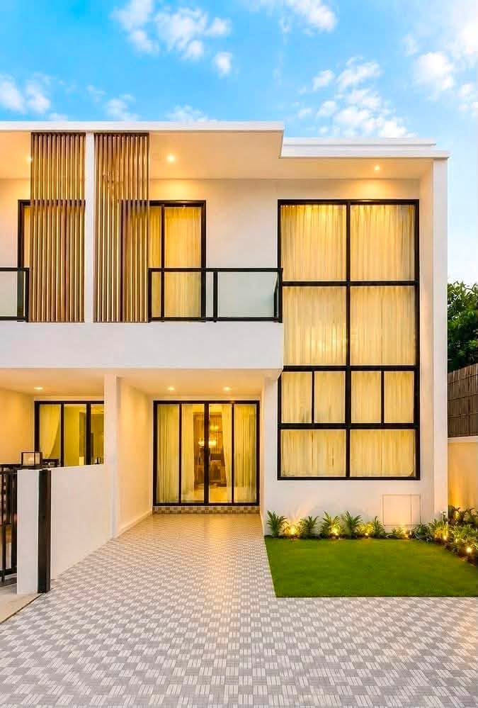 4 Bedroom Townhouse for sale at Deperfect Village