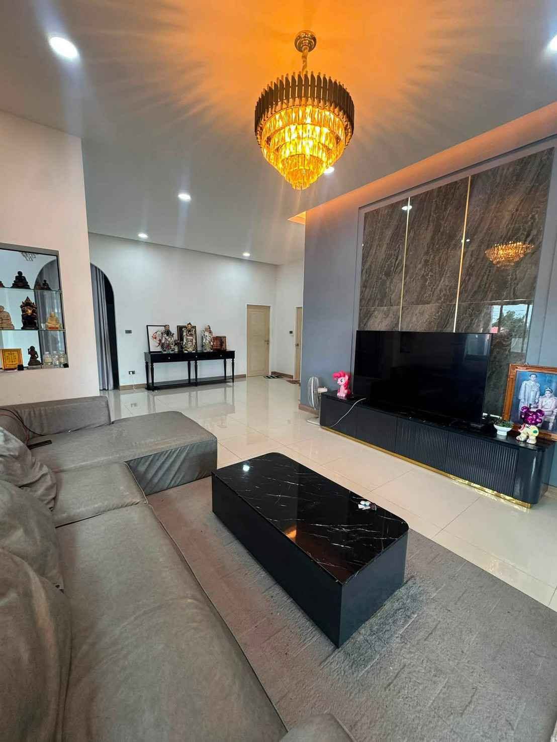 3 Bedroom House for sale in Pong
