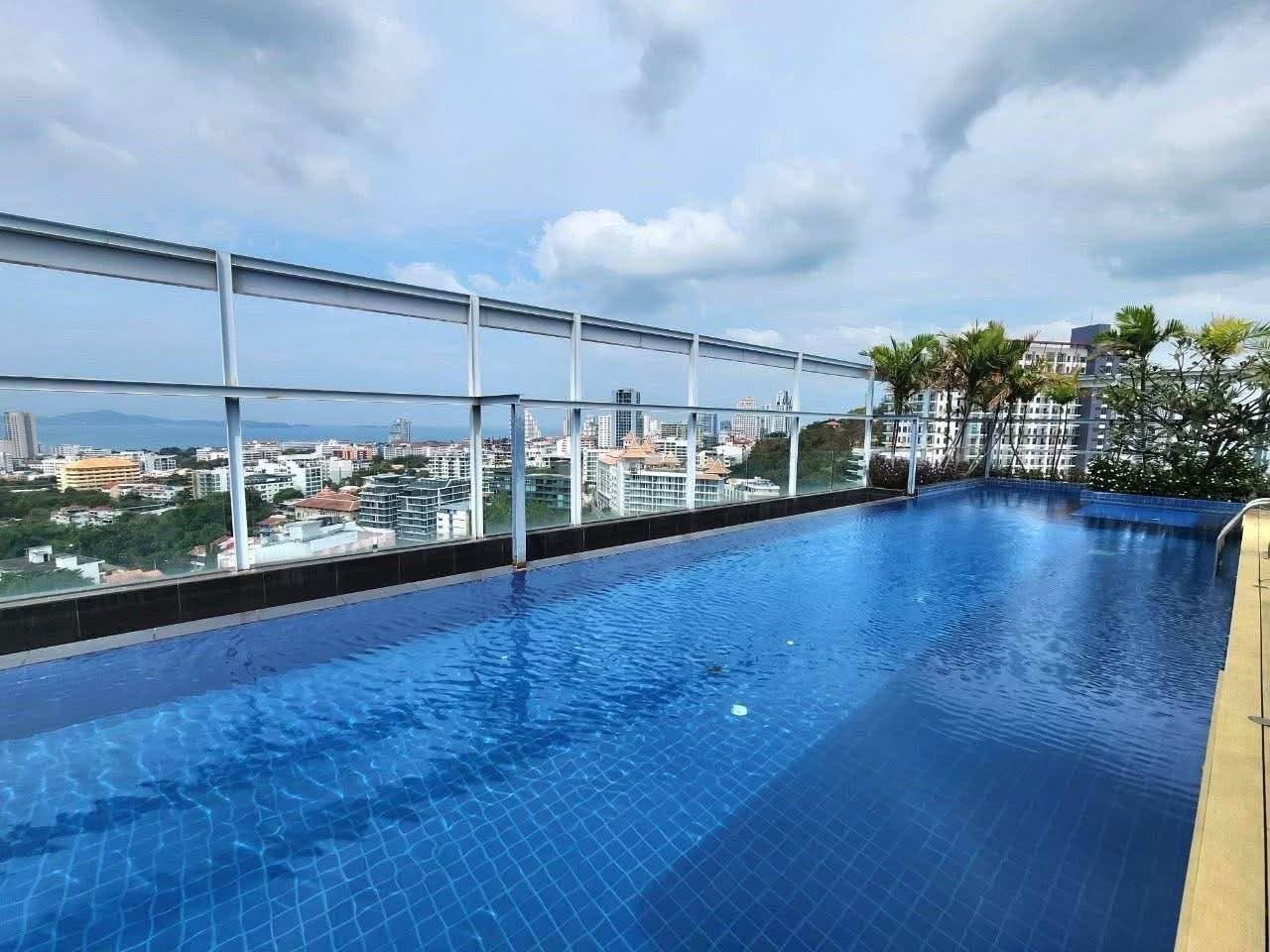 1 Bedroom Condo for sale at Treetops