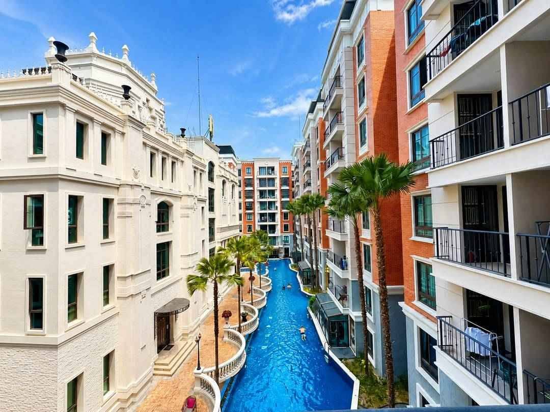 1 Bedroom Apartment for rent at Espana Condo Resort
