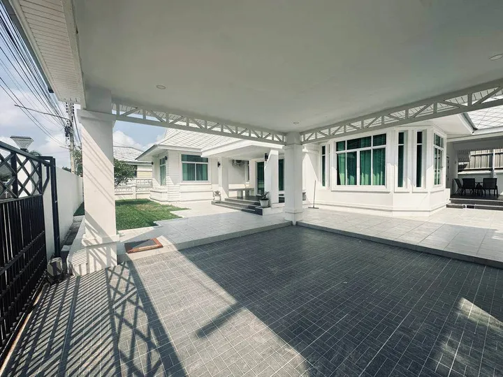 Photo from a listing at Eastiny Park 2
