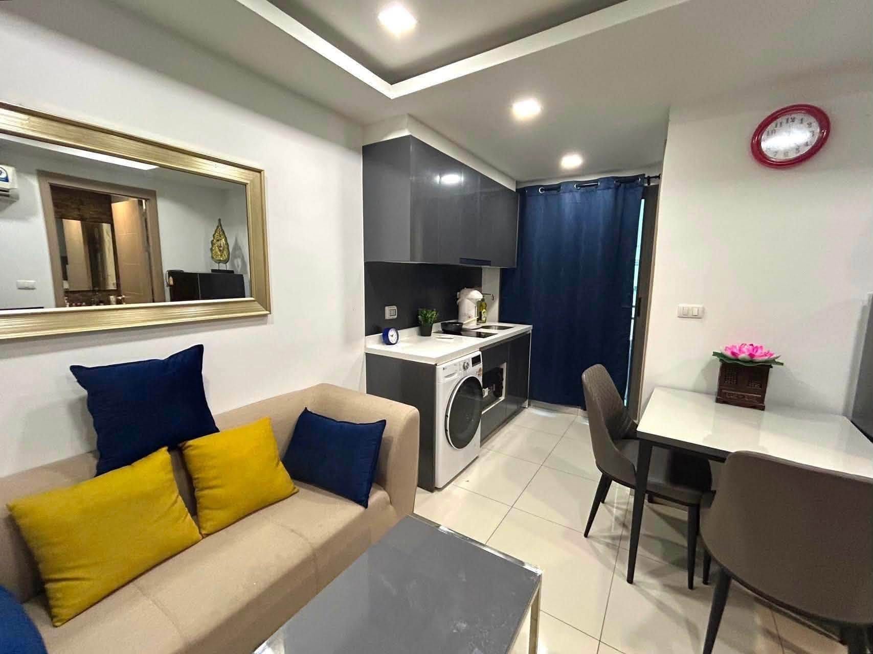 1 Bedroom Condo for rent at Arcadia Beach Continental
