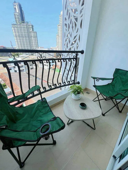 Photo from a listing at City Garden Olympus