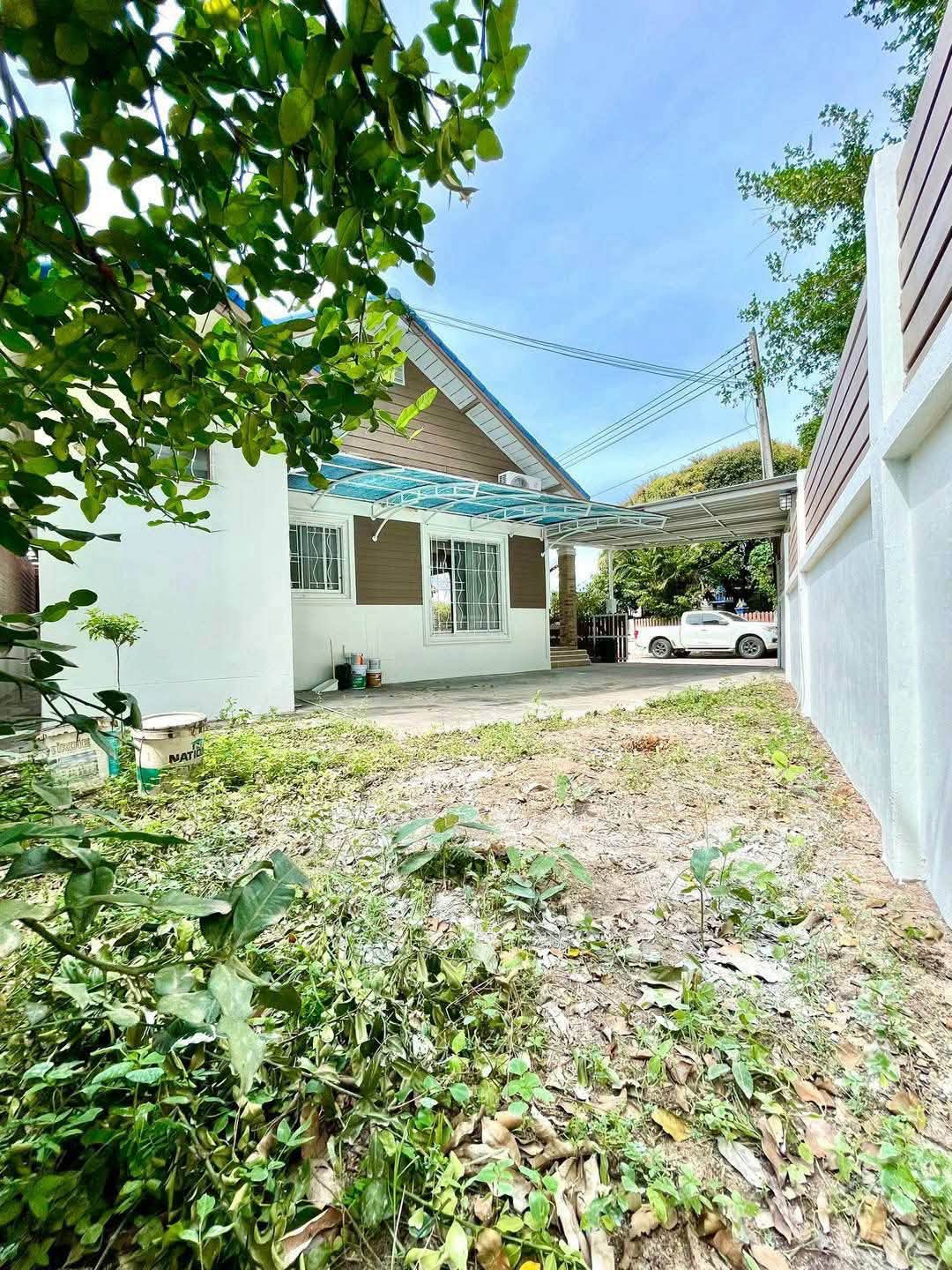 2 Bedroom House for sale in Takhian Tia