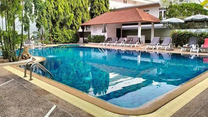 Photo from a listing at Diana Estate