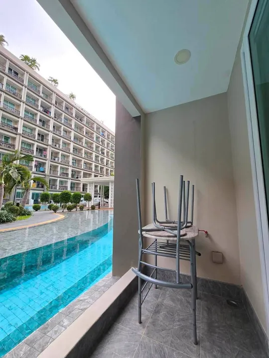 Photo from a listing at Dusit Grand Park 2