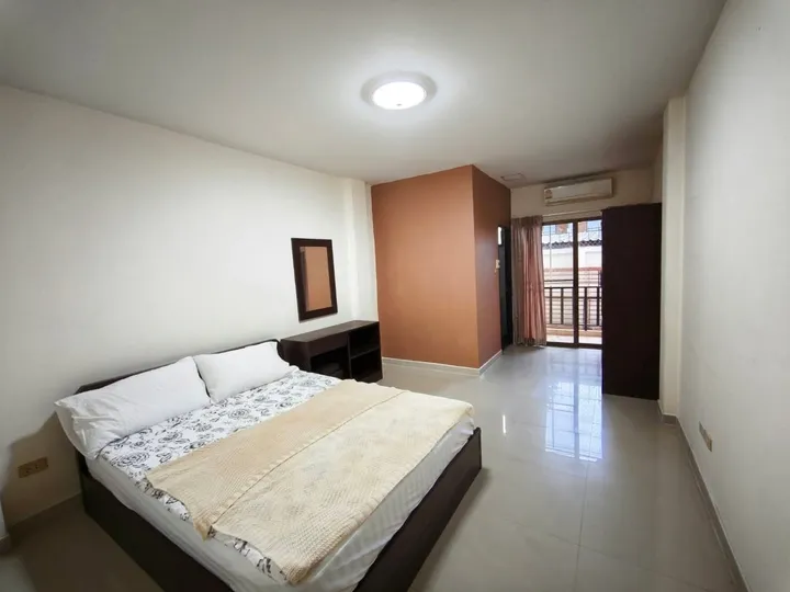 1 Bedroom Apartment for rent at PromYu Apartment