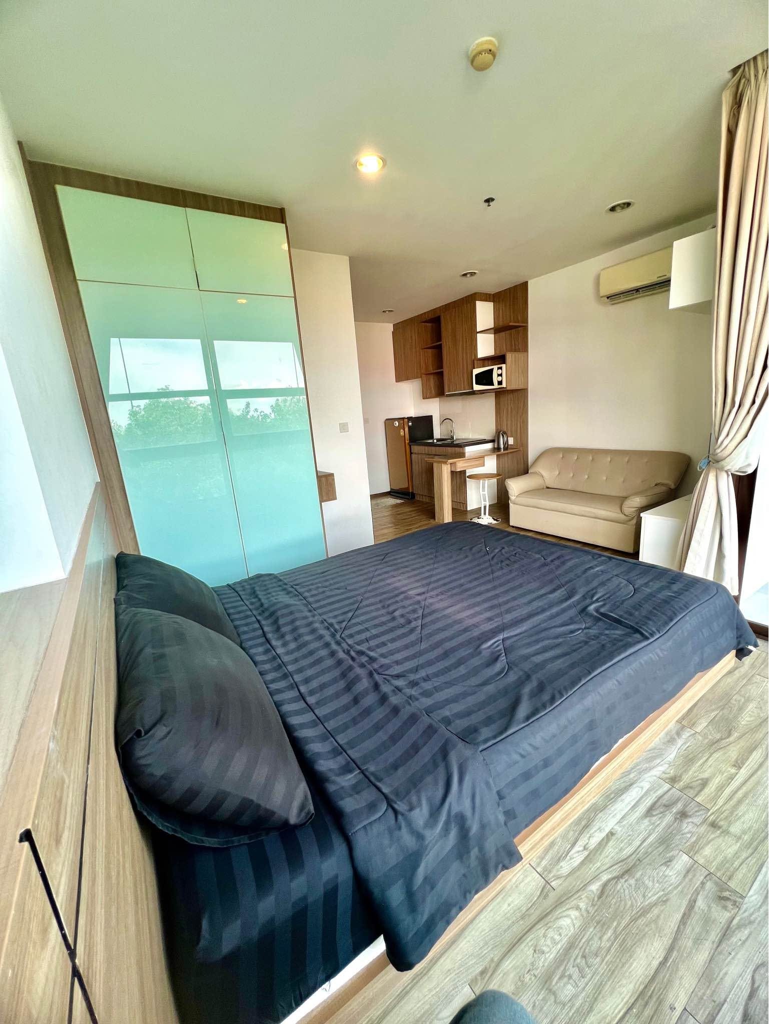 Studio for rent at Treetops Pattaya